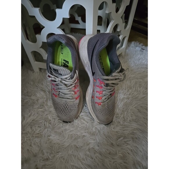 Nike Zoom Pegasus 33 Running Shoes Women Size 7 US Athletic Grey 831356-006 - Picture 4 of 11